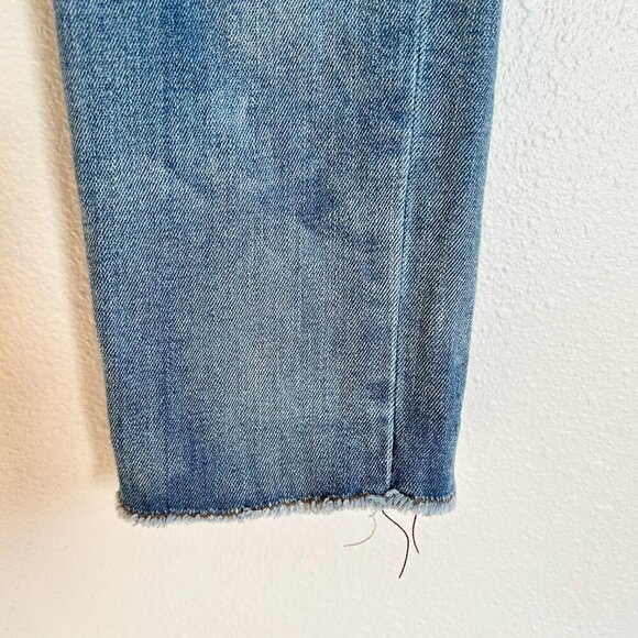 American Eagle Jeans Tomgirl Button Fly Destroyed Raw Hem Grunge - Picture 6 of 15